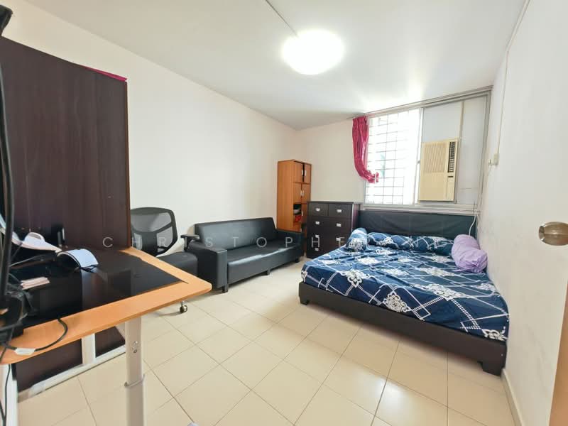 836 Tampines Street 82, 836 Tampines Street 82, 3 Bedrooms, 904 sqft, HDB Flat For Rent, by CHRISTOPHER NG, 500165992 - Bedroom - PropertyGuru.com.sg
