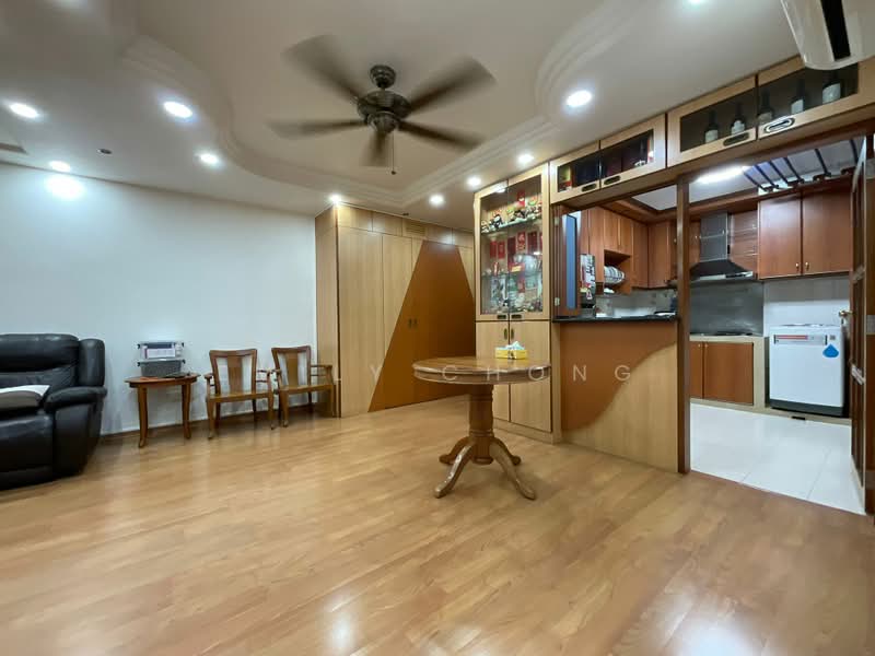 341B Sembawang Close, 341B Sembawang Close, 3 Bedrooms, 1,195 sqft, HDB Flat For Sale, by Emily Chong, 500166001 - Living Room - PropertyGuru.com.sg