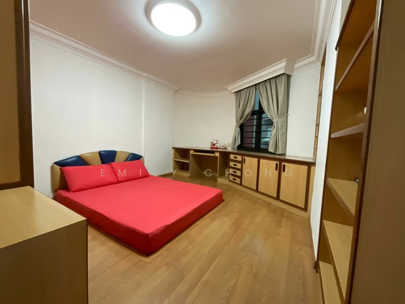 341B Sembawang Close, 341B Sembawang Close, 3 Bedrooms, 1,195 sqft, HDB Flat For Sale, by Emily Chong, 500166001 - Bedroom - PropertyGuru.com.sg