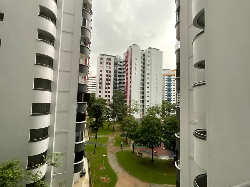 341B Sembawang Close, 341B Sembawang Close, 3 Bedrooms, 1,195 sqft, HDB Flat For Sale, by Emily Chong, 500166001 - Exterior - PropertyGuru.com.sg
