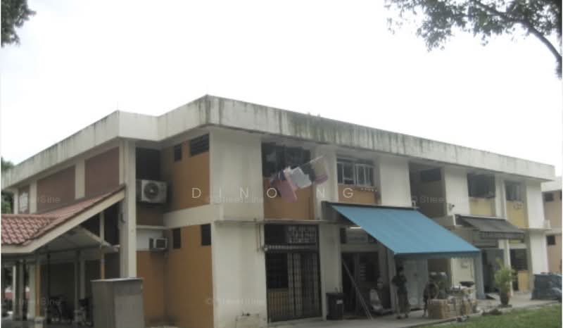 574 ang mo kio ave 10, 574 ang mo Kio avenue 10, 1,614 sqft, Shop / Shophouse For Sale, by Dino Ng, 500166009 - Exterior - CommercialGuru.com.sg