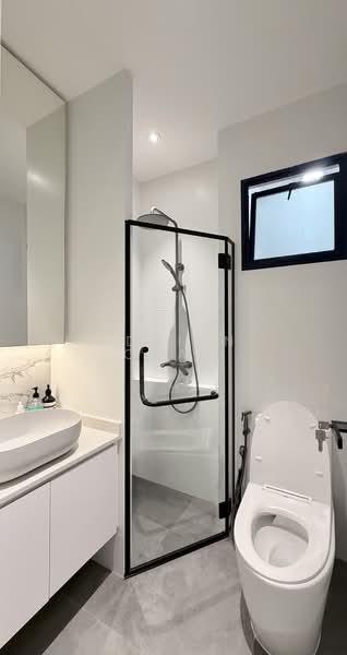 Nineteen Shelford, 19 Shelford Road, 2 Bedrooms, 936 sqft, Condominium For Sale, by Adrian Chay, 500166014 - PropertyGuru.com.sg