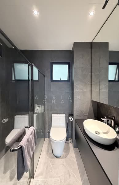 Nineteen Shelford, 19 Shelford Road, 2 Bedrooms, 936 sqft, Condominium For Sale, by Adrian Chay, 500166014 - PropertyGuru.com.sg