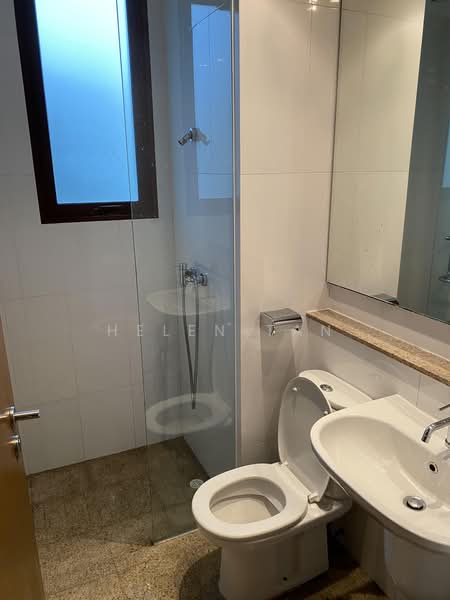 The Cornwall, 2 Cornwall Gardens, 2 Bedrooms, 1,442 sqft, Condominium For Rent, by Helen Tan, 500166015 - Bathroom - PropertyGuru.com.sg