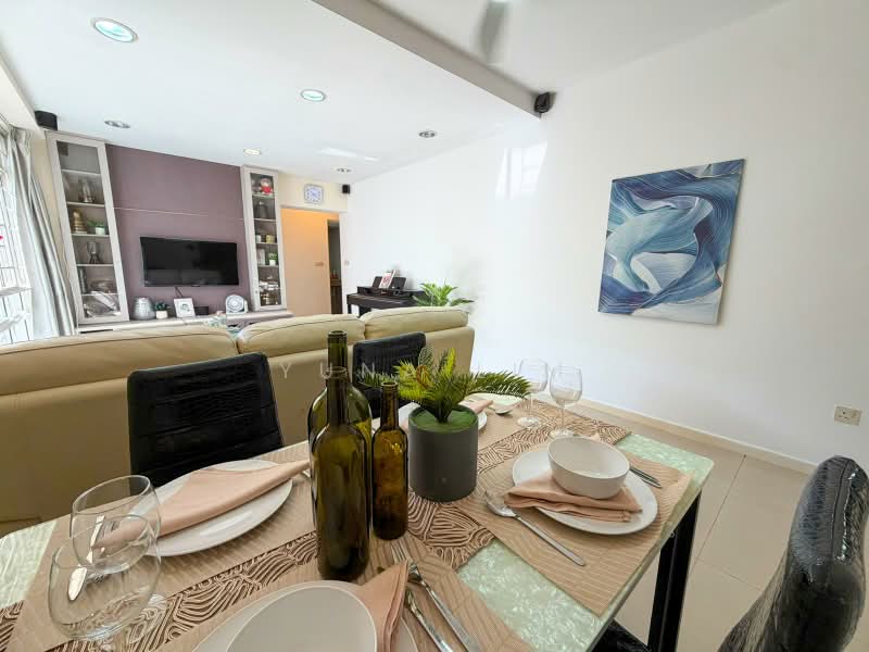 267B Compassvale Link, 267B Compassvale Link, 3 Bedrooms, 969 sqft, HDB Flat For Sale, by Yuna Lim, 500166016 - Living Room - PropertyGuru.com.sg