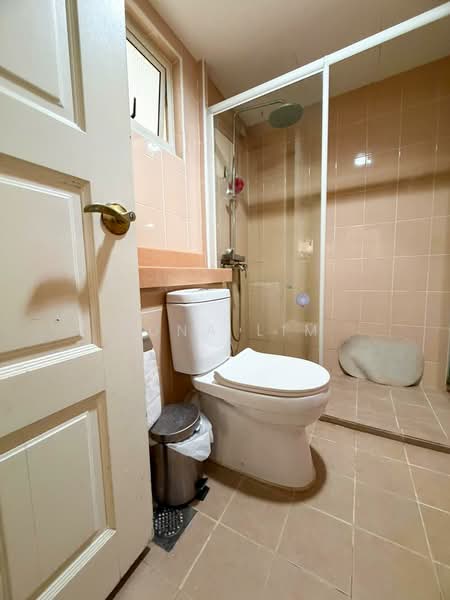 267B Compassvale Link, 267B Compassvale Link, 3 Bedrooms, 969 sqft, HDB Flat For Sale, by Yuna Lim, 500166016 - Bathroom - PropertyGuru.com.sg