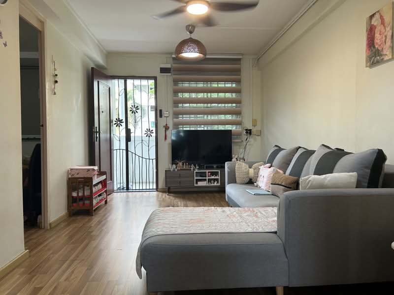 108 Serangoon North Avenue 1, 108 Serangoon North Avenue 1, 2 Bedrooms, 645 sqft, HDB Flat For Sale, by Shawn Kua, 500166021 - Living Room - PropertyGuru.com.sg