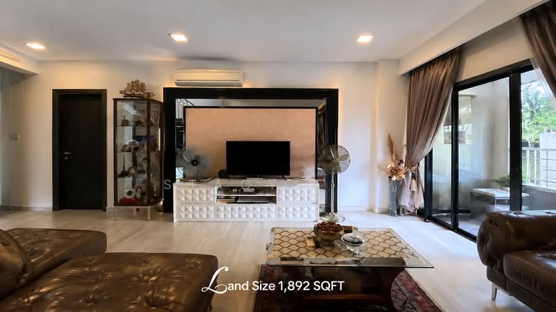 Opera Estate / Siglap, Opera Estate / Siglap, 7 Bedrooms, 4,081 sqft, Terraced House For Rent, by Stacy Tan, 500166025 - Living Room - PropertyGuru.com.sg