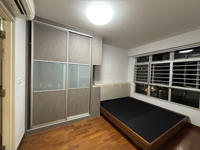 215A Compassvale Drive, 215A Compassvale Drive, 2 Bedrooms, 731 sqft, HDB Flat For Rent, by Renee Nicole Lee, 500166026 - Bedroom - PropertyGuru.com.sg