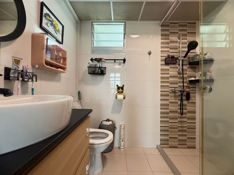 409C Northshore Drive, 409C Northshore Drive, 3 Bedrooms, 1,206 sqft, HDB Flat For Sale, by Eden Tan, 500166029 - Bathroom - PropertyGuru.com.sg