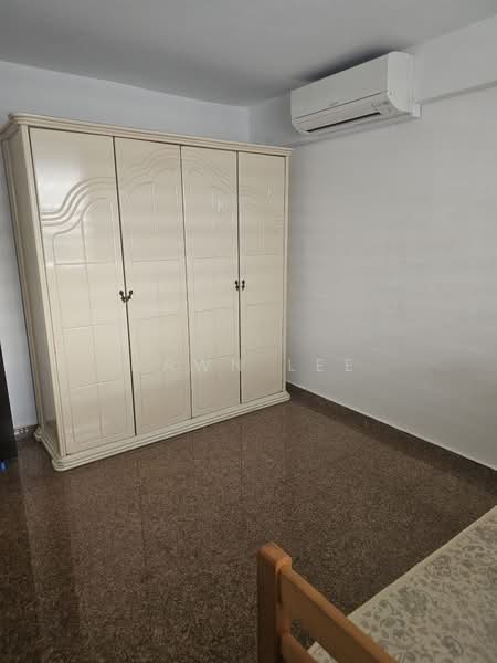 108 Lorong 1 Toa Payoh, 108 Lorong 1 Toa Payoh, 2 Bedrooms, 721 sqft, HDB Flat For Sale, by Dawn Lee, 500166033 - Bedroom - PropertyGuru.com.sg
