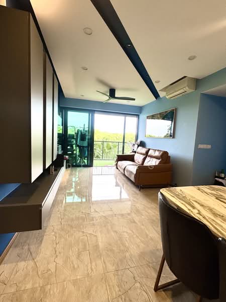 Kingsford Waterbay, 80 Upper Serangoon View, 4 Bedrooms, 1,216 sqft, Condominium For Sale, by Dino Ng, 500166038 - Living Room - PropertyGuru.com.sg