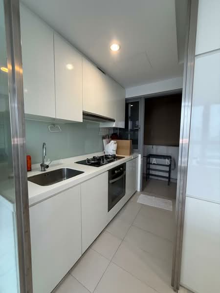 Centro Residences, 59 Ang Mo Kio Avenue 8, 2 Bedrooms, 883 sqft, Condominium For Sale, by Marcus Tan, 500166042 - Kitchen - PropertyGuru.com.sg