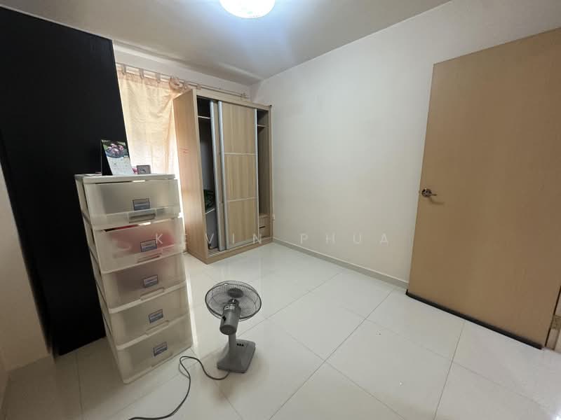 216A Compassvale Drive, 216A Compassvale Drive, 3 Bedrooms, 1,206 sqft, HDB Flat For Sale, by Kevin Phua, 500166043 - Bedroom - PropertyGuru.com.sg