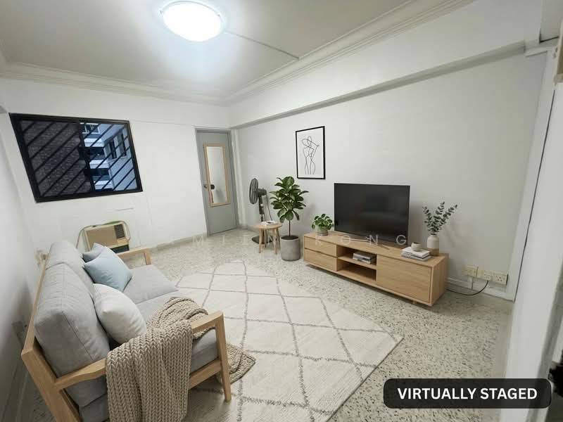 326 Ang Mo Kio Avenue 3, 326 Ang Mo Kio Avenue 3, 3 Bedrooms, 990 sqft, HDB Flat For Sale, by Damien Kong, 500166044 - Living Room - PropertyGuru.com.sg