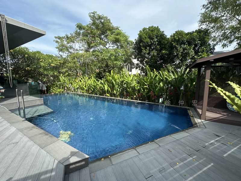 Wareham Road, Wareham Road, 8 Bedrooms, 8,000 sqft, Bungalow House For Sale, by Alfred Chee 徐仲宏, 500166052 - Pool - PropertyGuru.com.sg