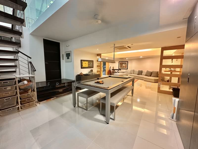 Wareham Road, Wareham Road, 8 Bedrooms, 8,000 sqft, Bungalow House For Sale, by Alfred Chee 徐仲宏, 500166052 - Living Room - PropertyGuru.com.sg