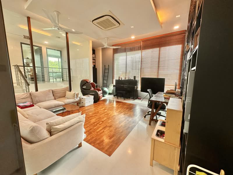 Wareham Road, Wareham Road, 8 Bedrooms, 8,000 sqft, Bungalow House For Sale, by Alfred Chee 徐仲宏, 500166052 - Living Room - PropertyGuru.com.sg