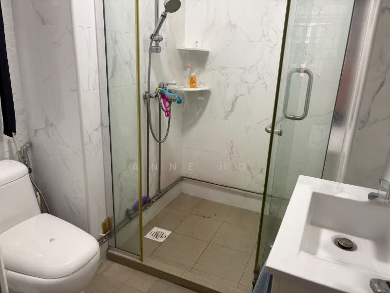330 Tah Ching Road, 330 Tah Ching Road, 3 Bedrooms, 1,302 sqft, HDB Flat For Sale, by Anne Ho, 500166060 - Bathroom - PropertyGuru.com.sg