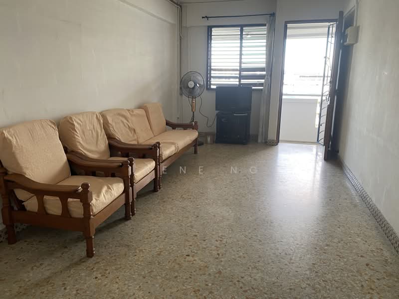 129 Ang Mo Kio Avenue 3, 129 Ang Mo Kio Avenue 3, 2 Bedrooms, 785 sqft, HDB Flat For Sale, by Irene Ng, 500166067 - Living Room - PropertyGuru.com.sg