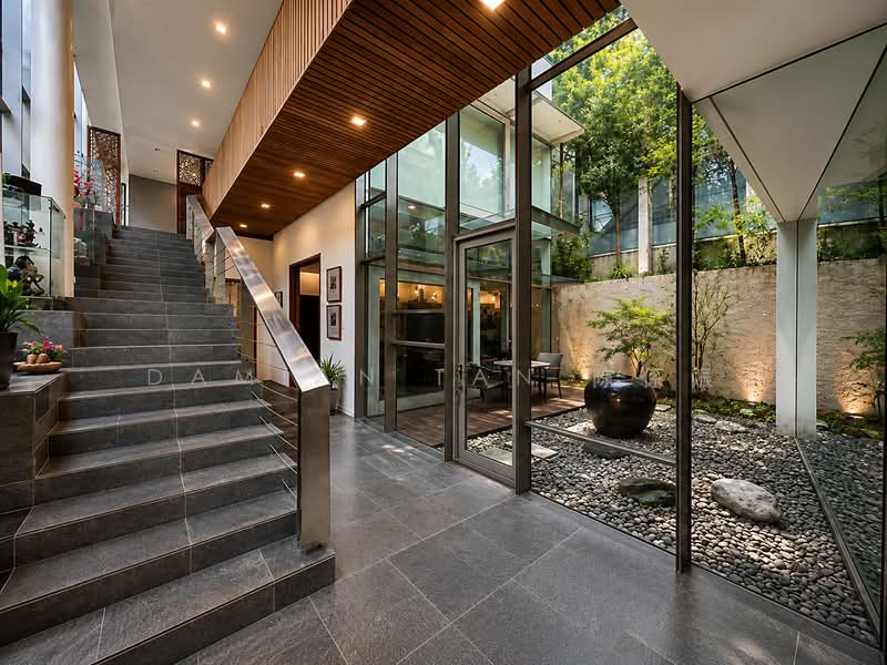 ⭐️1 KM TO SINGAPORE CHINESE GIRLS' PRIMARY SCH | NEAR STEVENS MRT STATION & MARKET | RARE DETACHED⭐️, Berrima Road University Bahasa Seni Ilmu Sejarah Tempua Kheam Hock Trevose Camborne Narooma Dalkeith Harlyn Unggas Merryn Shelford Watten Hillcrest Harom Setangkai Duke's Queen's King's Princess Wales Prince Duchess Coronation Greenwood Vanda Linden, 5 Bedrooms, 6,500 sqft, Detached House For Sale, by Damian Tan 陈係赈, 500166070 - Entrance - PropertyGuru.com.sg
