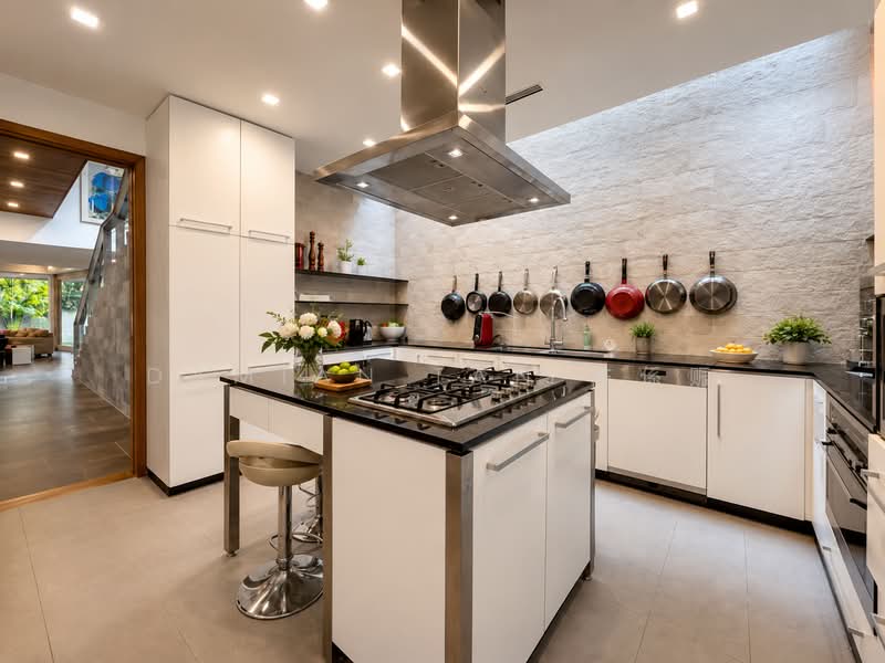 ⭐️1 KM OF SINGAPORE CHINESE GIRLS' PRIMARY SCH | NEAR STEVENS MRT STATION & MARKET | RARE DETACHED⭐️, Berrima Road University Bahasa Seni Ilmu Sejarah Tempua Kheam Hock Trevose Camborne Narooma Dalkeith Harlyn Unggas Merryn Shelford Watten Hillcrest Harom Setangkai Duke's Queen's King's Princess Wales Prince Duchess Coronation Greenwood Vanda Linden, 5 Bedrooms, 6,500 sqft, Detached House For Sale, by Damian Tan 陈係赈, 500166070 - Kitchen - PropertyGuru.com.sg