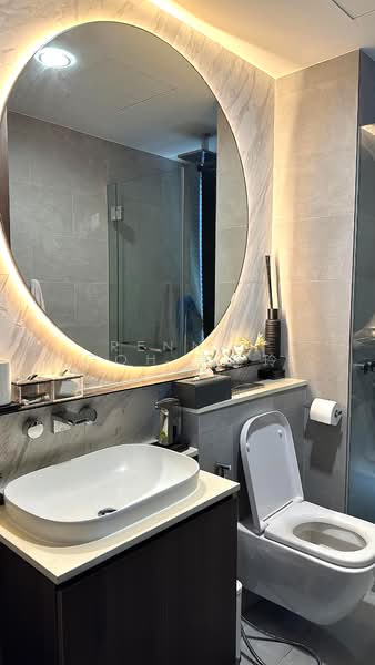 The Iveria, 2 Kim Yam Road, 3 Bedrooms, 904 sqft, Condominium For Rent, by Rennie Goh 吴蕊玲, 500166076 - Bathroom - PropertyGuru.com.sg
