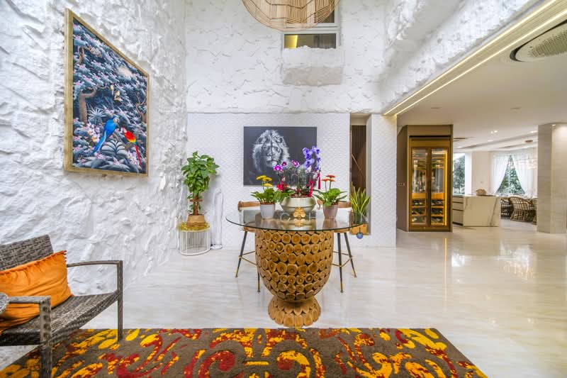 Ultra Luxury Modern Living Semi-Detached Near Botanic Gardens, Trevose Crescent / Kheam Hock Road / Dunearn Road, 5 Bedrooms, 5,000 sqft, Semi-Detached House For Sale, by Andy Cheng, 500166077 - Welcoming Foyer - PropertyGuru.com.sg