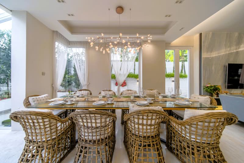 Ultra Luxury Modern Living Semi-Detached Near Botanic Gardens, Trevose Crescent / Kheam Hock Road / Dunearn Road, 5 Bedrooms, 5,000 sqft, Semi-Detached House For Sale, by Andy Cheng, 500166077 - Dining Hall - PropertyGuru.com.sg