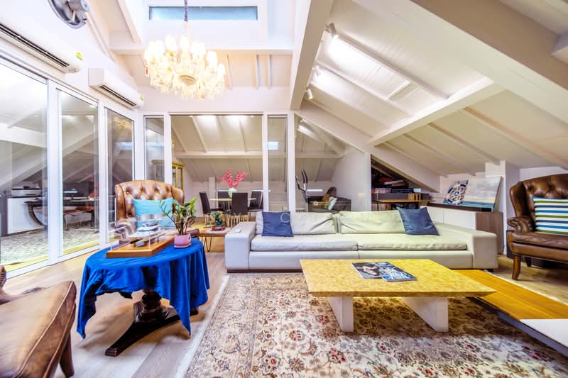 โ
๐๐ฎ๐ป๐ฑ๐ฒ๐ฑ ๐๐
๐ฐ๐ฒ๐น๐น๐ฒ๐ป๐ฐ๐ฒ โ
Ultra Luxury Modern Living Semi-Detached Near Botanic Gardens, Trevose Crescent / Kheam Hock Road / Dunearn Road, 5 Bedrooms, 5,000 sqft, Semi-Detached House For Sale, by Andy Cheng, 500166077 - Attic Entertainment Hall - PropertyGuru.com.sg