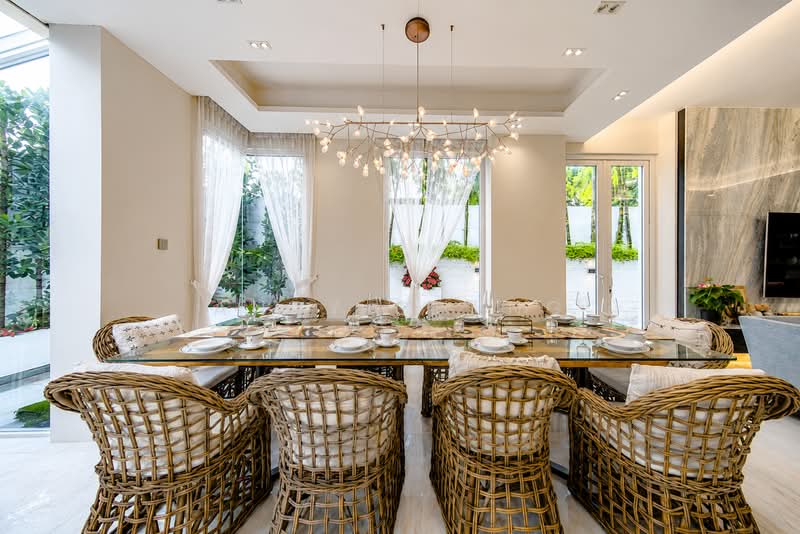 โ
๐๐ฎ๐ป๐ฑ๐ฒ๐ฑ ๐๐
๐ฐ๐ฒ๐น๐น๐ฒ๐ป๐ฐ๐ฒ โ
Ultra Luxury Modern Living Semi-Detached Near Botanic Gardens, Trevose Crescent / Kheam Hock Road / Dunearn Road, 5 Bedrooms, 5,000 sqft, Semi-Detached House For Sale, by Andy Cheng, 500166077 - Dining Room - PropertyGuru.com.sg