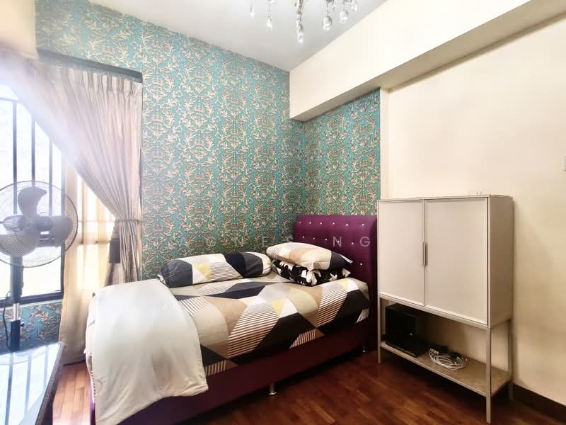 The Mayfair, 1 Jurong East Street 32, 3 Bedrooms, 1,227 sqft, Condominium For Rent, by Agnes Ng, 500166078 - Bedroom - PropertyGuru.com.sg