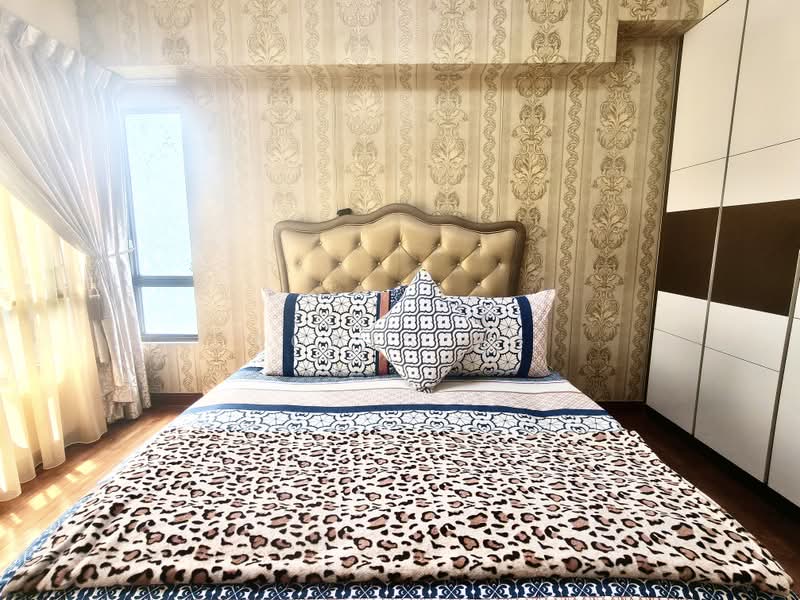 The Mayfair, 1 Jurong East Street 32, 3 Bedrooms, 1,227 sqft, Condominium For Rent, by Agnes Ng, 500166078 - Bedroom - PropertyGuru.com.sg