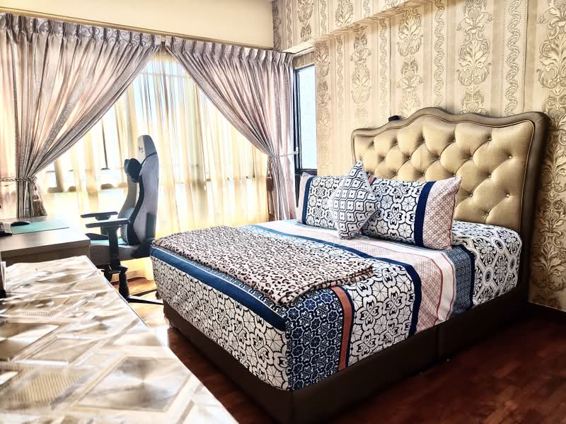 The Mayfair, 1 Jurong East Street 32, 3 Bedrooms, 1,227 sqft, Condominium For Rent, by Agnes Ng, 500166078 - Bedroom - PropertyGuru.com.sg