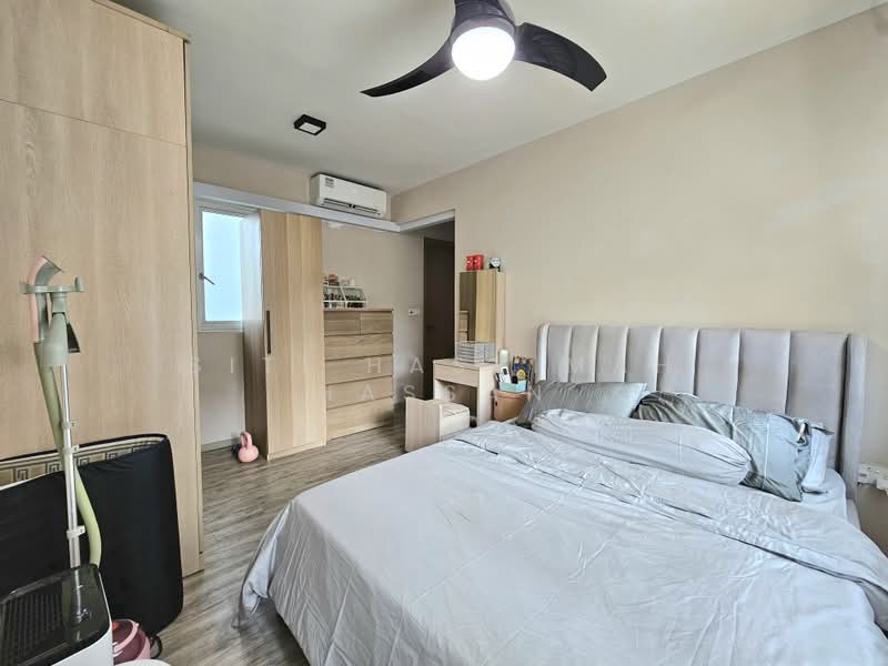 453A Bukit Batok West Avenue 6, 453A Bukit Batok West Avenue 6, 3 Bedrooms, 1,001 sqft, HDB Flat For Sale, by Siti Hasyimah Hassan, 500166083 - Bedroom - PropertyGuru.com.sg
