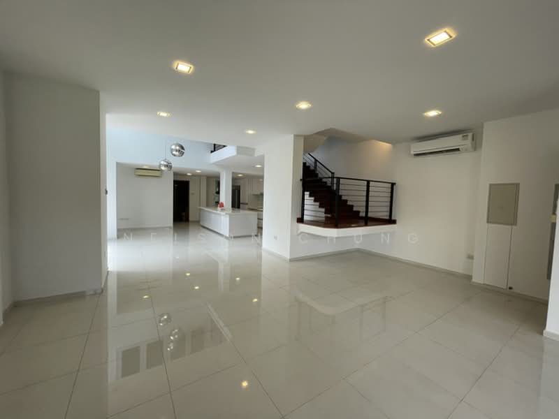 Mimosa Vale, Mimosa Vale, 5 Bedrooms, 3,800 sqft, Semi-Detached House For Rent, by Nelson Chung, 500166088 - Living Room - PropertyGuru.com.sg