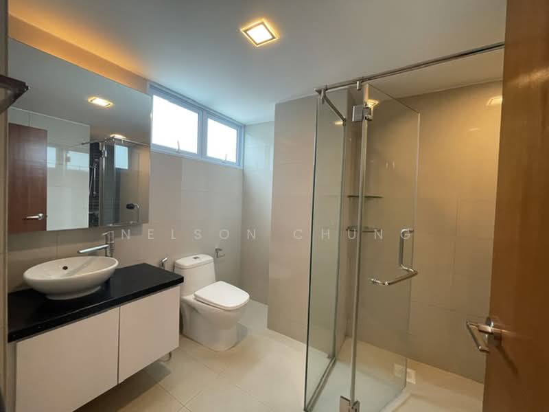 Mimosa Vale, Mimosa Vale, 5 Bedrooms, 3,800 sqft, Semi-Detached House For Rent, by Nelson Chung, 500166088 - Bathroom - PropertyGuru.com.sg