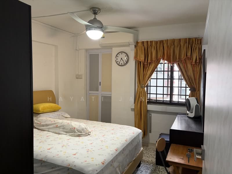 37 Bedok South Avenue 2, 37 Bedok South Avenue 2, Room Rental, 150 sqft, HDB Flat For Rent, by Hayati Jantan, 500166095 - Bedroom - PropertyGuru.com.sg