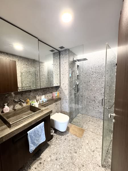 One Pearl Bank, 1 Pearl Bank, Studio, 431 sqft, Condominium For Rent, by Robin Tan, 500166103 - Bathroom - PropertyGuru.com.sg