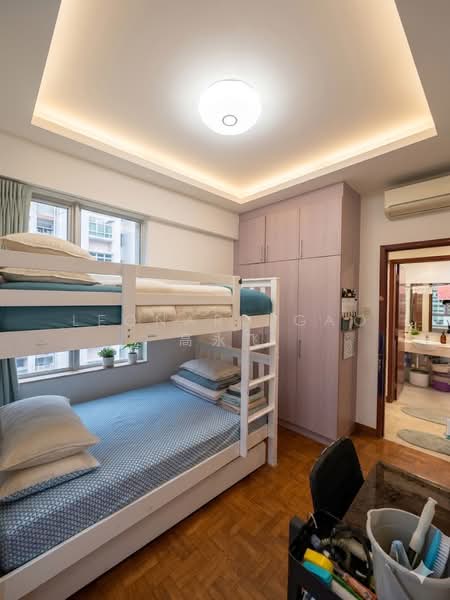 La Casa, 64 Woodlands Drive 16, 3 Bedrooms, 980 sqft, Condominium For Sale, by Leonard Gao 高永飞, 500166104 - Bedroom - PropertyGuru.com.sg