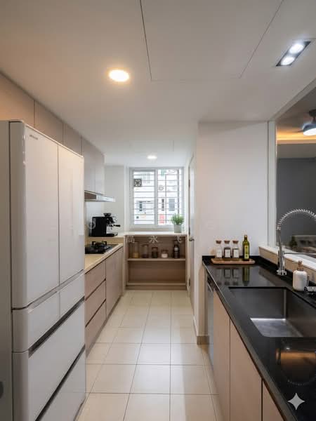 La Casa, 64 Woodlands Drive 16, 3 Bedrooms, 980 sqft, Condominium For Sale, by Leonard Gao 高永飞, 500166104 - Kitchen - PropertyGuru.com.sg