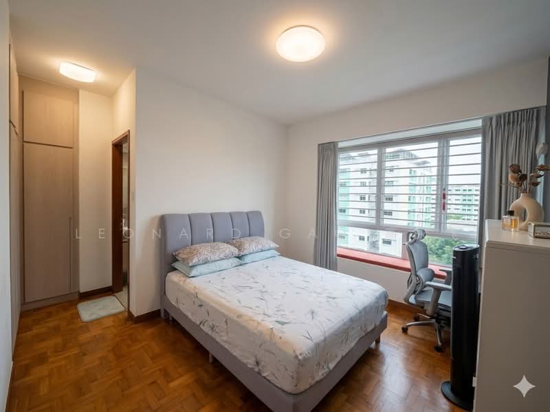 La Casa, 64 Woodlands Drive 16, 3 Bedrooms, 980 sqft, Condominium For Sale, by Leonard Gao 高永飞, 500166104 - Bedroom - PropertyGuru.com.sg