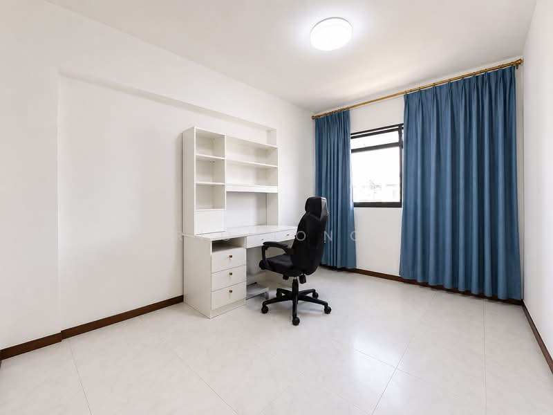 692A Choa Chu Kang Crescent, 692A Choa Chu Kang Crescent, 3 Bedrooms, 980 sqft, HDB Flat For Sale, by Rion Ong, 500166105 - Study - PropertyGuru.com.sg