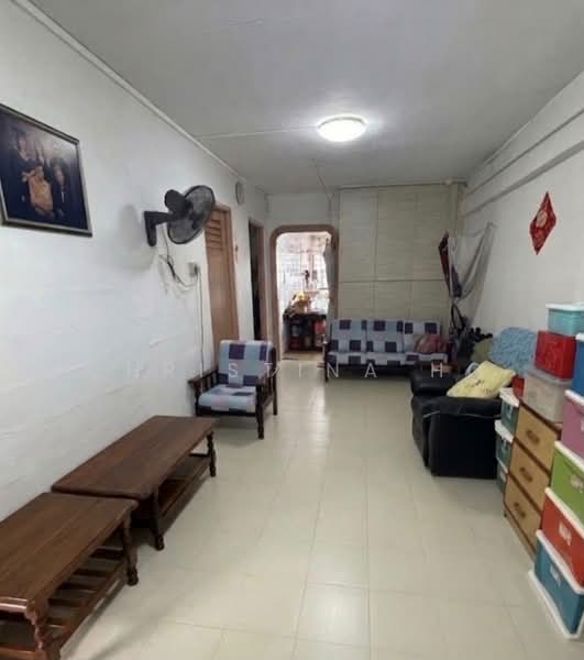 240 Bukit Batok East Avenue 5, 240 Bukit Batok East Avenue 5, 2 Bedrooms, 721 sqft, HDB Flat For Sale, by Christina Ho, 500166110 - Living Room - PropertyGuru.com.sg
