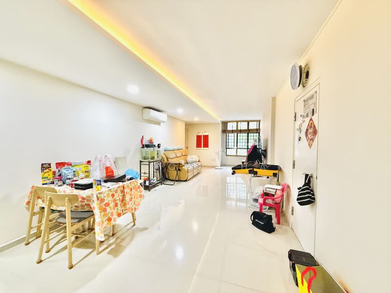 676B Jurong West Street 64, 676B Jurong West Street 64, 3 Bedrooms, 1,184 sqft, HDB Flat For Sale, by Hanson Chan, 500166111 - Living Room - PropertyGuru.com.sg