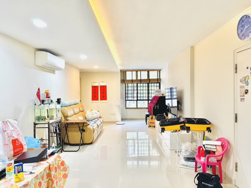 676B Jurong West Street 64, 676B Jurong West Street 64, 3 Bedrooms, 1,184 sqft, HDB Flat For Sale, by Hanson Chan, 500166111 - Living Room - PropertyGuru.com.sg