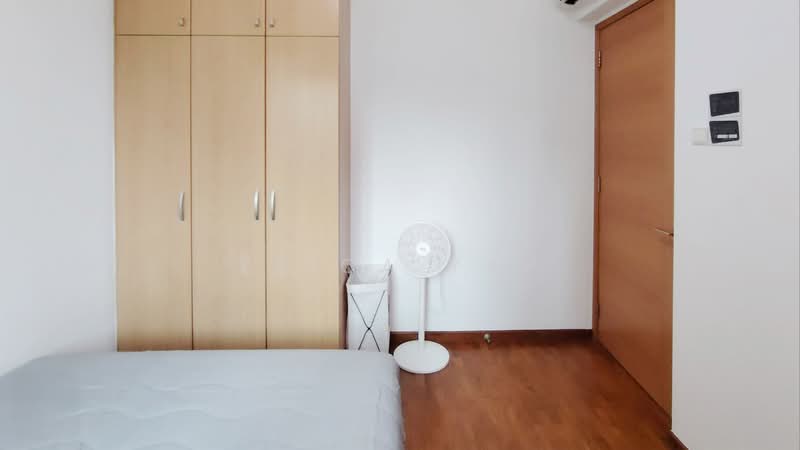 Queens, 10 Stirling Road, Room Rental, 100 sqft, Condominium For Rent, by Erica Yap, 500166127 - Bedroom - PropertyGuru.com.sg