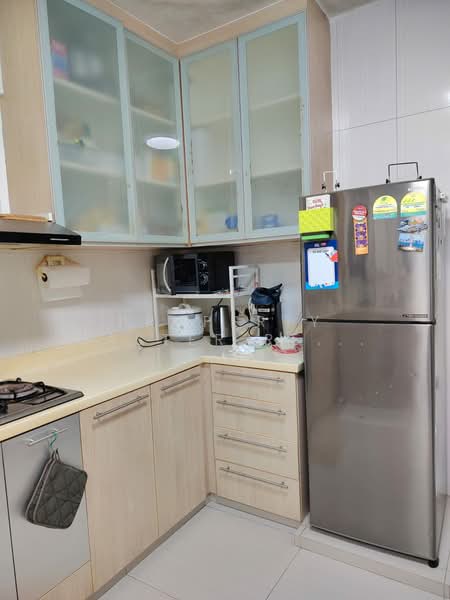 586 Cheng San Court, 586 Ang Mo Kio Avenue 3, 2 Bedrooms, 883 sqft, HDB Flat For Rent, by KEITH TOH, 500166130 - Kitchen - PropertyGuru.com.sg
