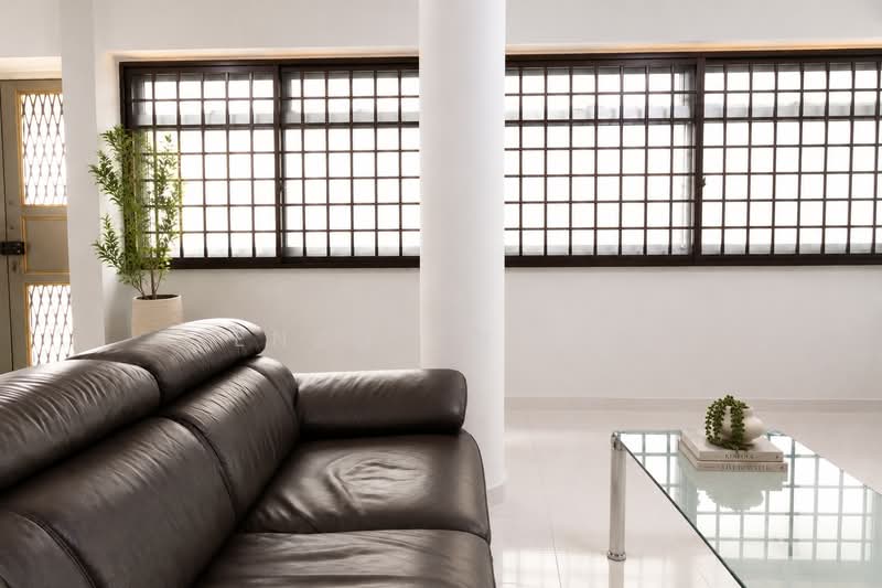 609 Choa Chu Kang Street 62, 609 Choa Chu Kang Street 62, 3 Bedrooms, 1,141 sqft, HDB Flat For Sale, by Enzo Chong, 500166132 - Living Room - PropertyGuru.com.sg