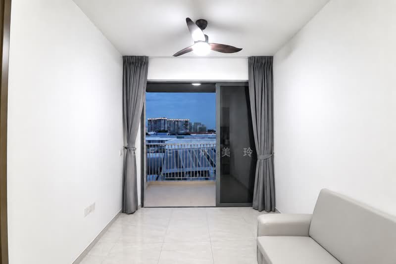 The Florence Residences, 87 Hougang Avenue 2, 1 Bedroom, 484 sqft, Condominium For Rent, by Bee 林美玲, 500166135 - Balcony - PropertyGuru.com.sg